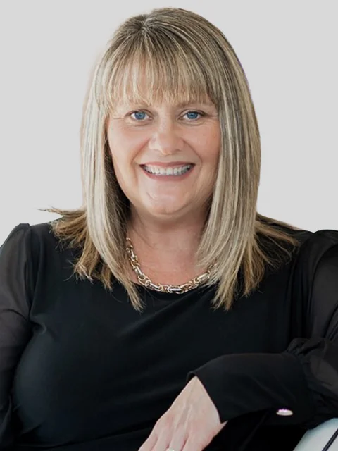 Teresa Martin - Sales Representative